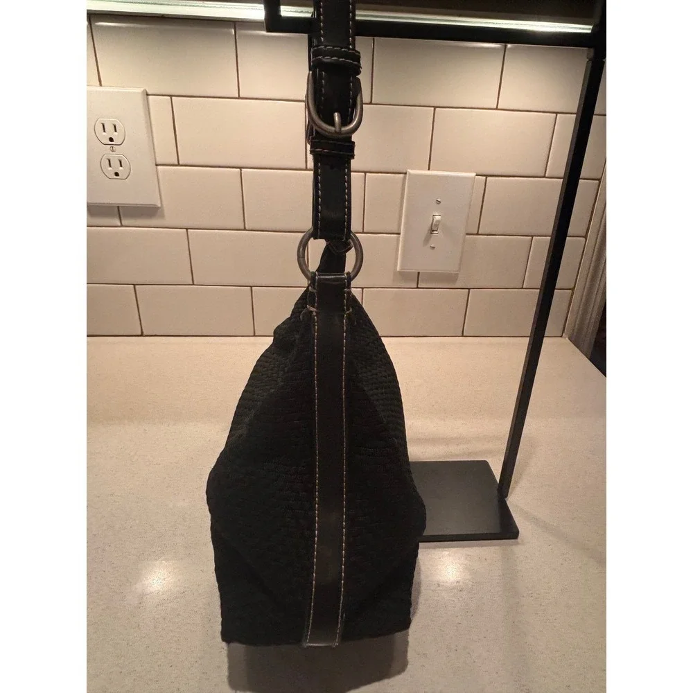 The Sak sak black